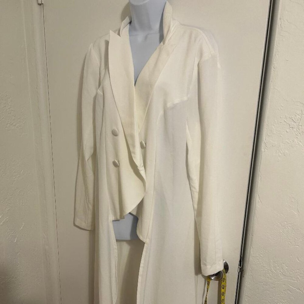 Venus Tuxedo Style Trench Coat - Large 44 Bust  Cream Color
